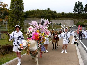 【本祭】花牛と花馬